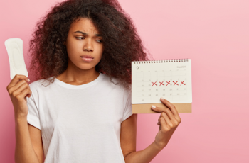 5 causas comuns de menstruação atrasada